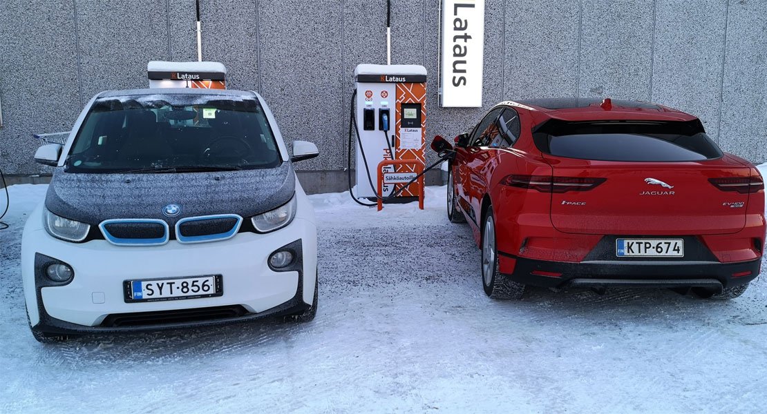 Sähköautoilun mukavuus näkyy – Sähköllä ajetaan paljon